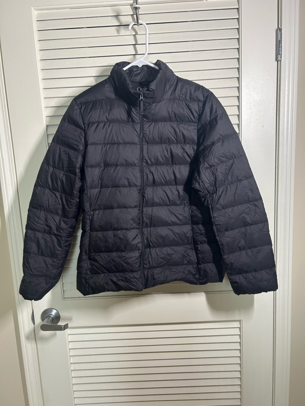 Quince Women’s Packable Black Quilted Puffer Jacket